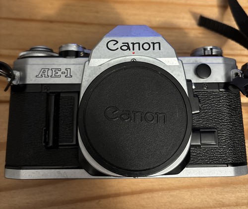 Canon slr 35mm camera - canon,